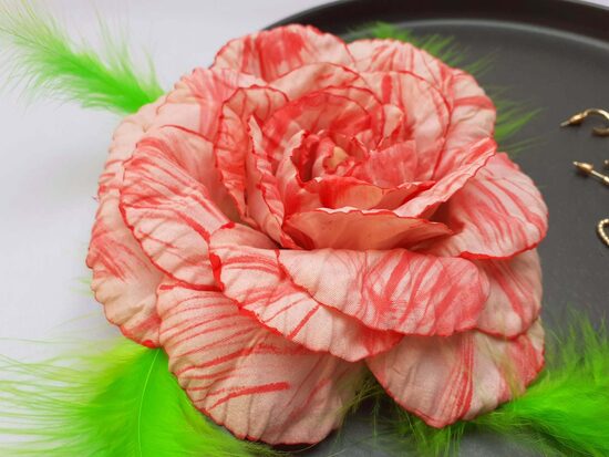 Divu saktu komplekts pārim .