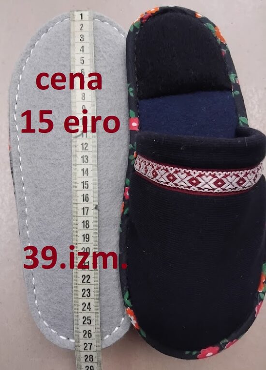 Dabīgo materiālu čības. 39.izm.