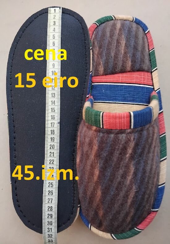 Dabīgo materiālu čības. 45.izm.