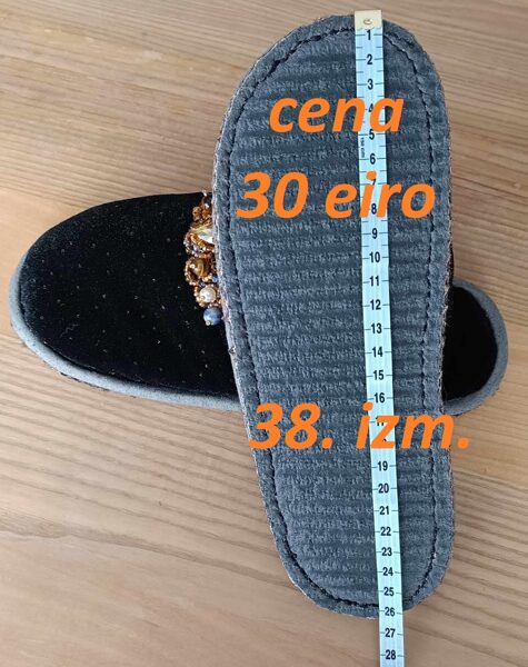 Pērļu čībiņas 38. izm. 